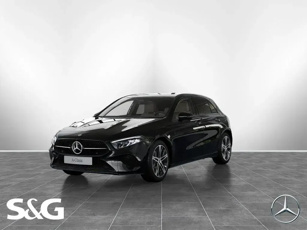 Gebraucht Mercedes A200 Night 163 PS (119 kW) 2025 Limousine