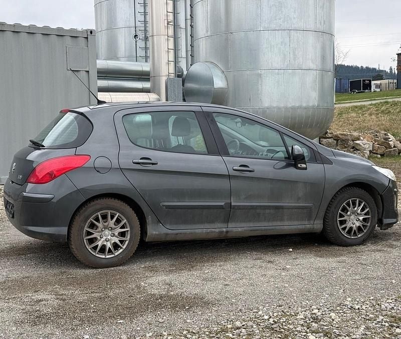 Gebraucht Peugeot 308 120 PS (88 kW) 2009 Grau Limousine