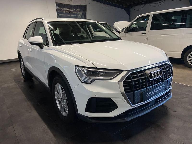 Gebraucht Audi Q3 Sport 150 PS (110 kW) 2022 Weiß SUV