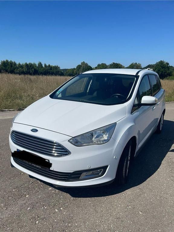 Weiß Gebraucht 2016 Ford C-MAX Titanium Van / Kleinbus | 9.950 € (Etwas zu teuer) - Bild 1/4