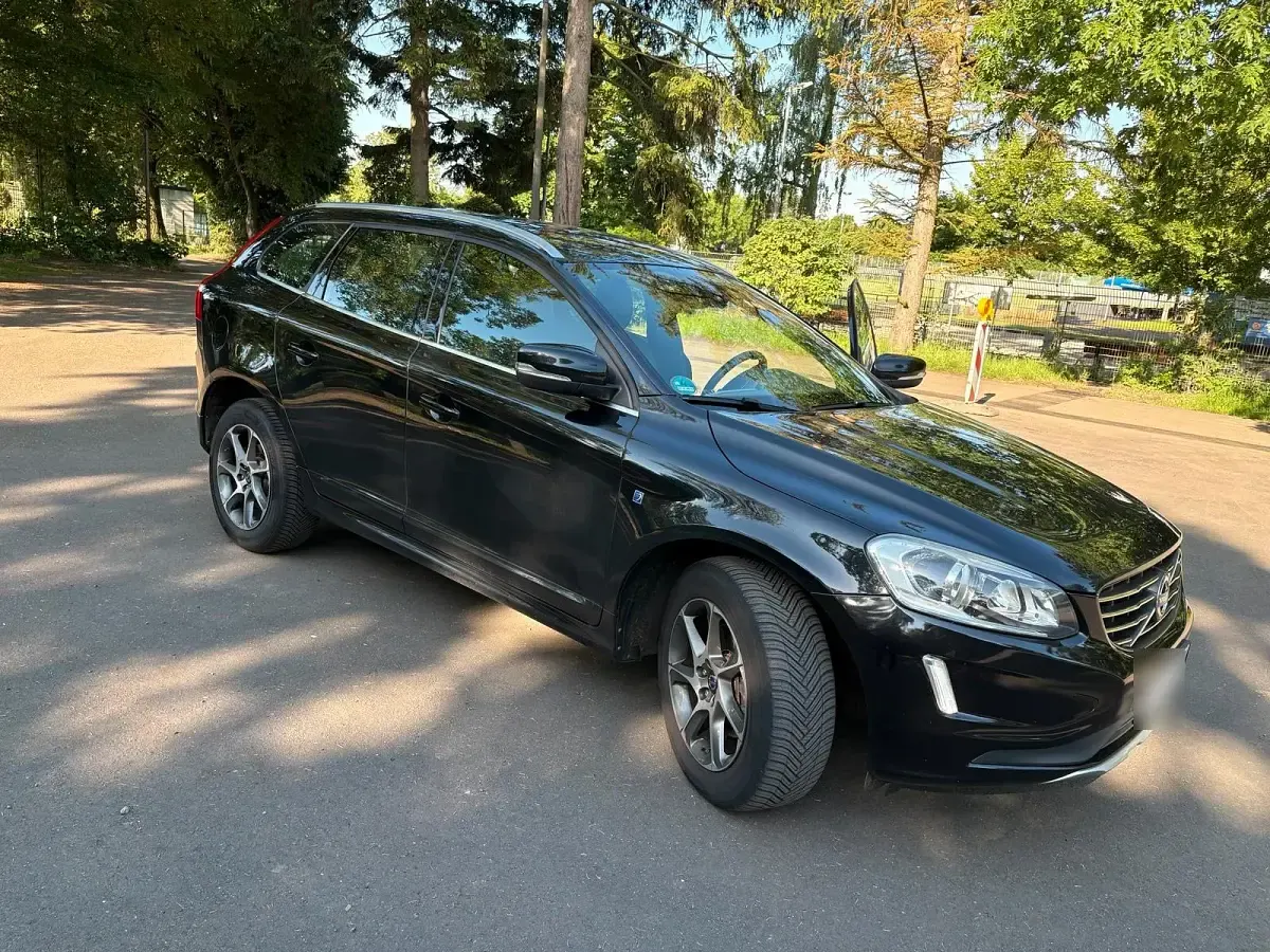 Gebraucht Volvo XC60 136 PS (100 kW) 2014 Schwarz SUV