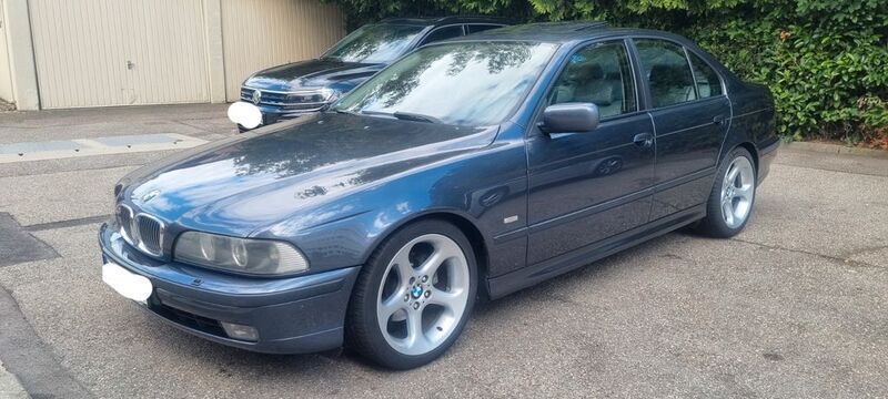 Grau Gebraucht 1998 BMW 528 Limousine | 7.000 € (Teuer) - Bild 1/4