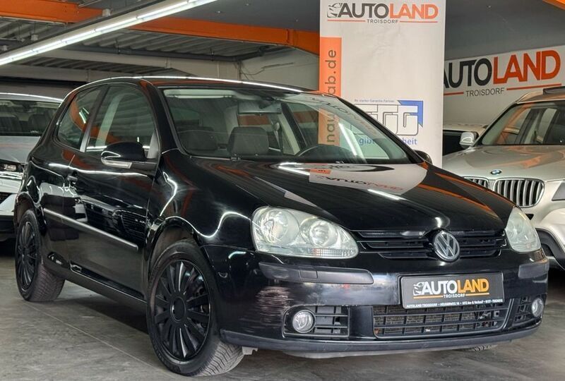 Schwarz Gebraucht 2004 VW Golf V Kleinwagen | 3.999 € (Fairer Preis) - Bild 1/4