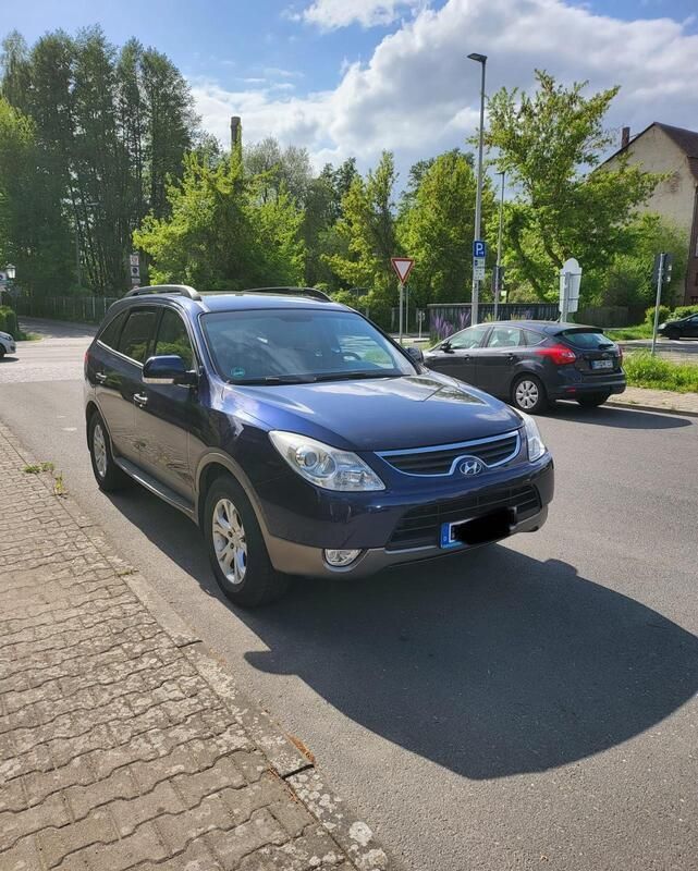 Blau Gebraucht 2010 Hyundai Veracruz SUV | 9.000 € (Fairer Preis) - Bild 1/4