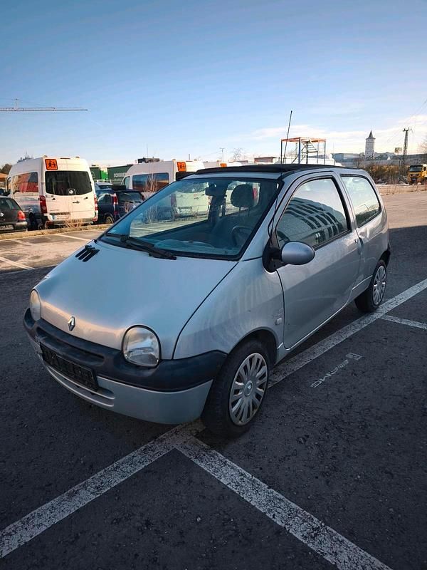 Silber Gebraucht 2002 Renault Twingo Kleinwagen | 1.599 € (Fairer Preis) - Bild 1/4
