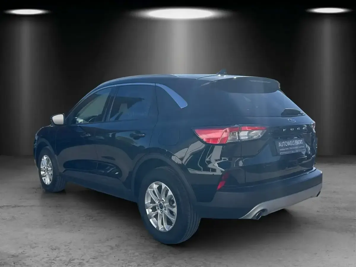 Gebraucht Ford Kuga Titanium 224 PS (164 kW) 2022 Schwarz SUV