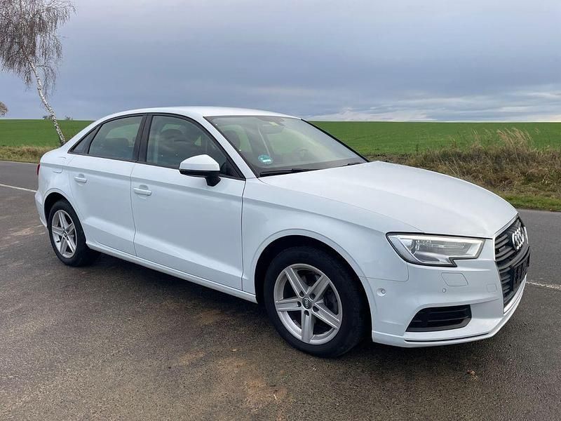 Gebraucht Audi A3 150 PS (110 kW) 2017 Weiß Limousine