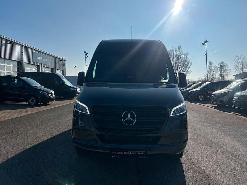 Gebraucht Mercedes Sprinter 190 PS (139 kW) 2025 Tenoritgrau metallic Van