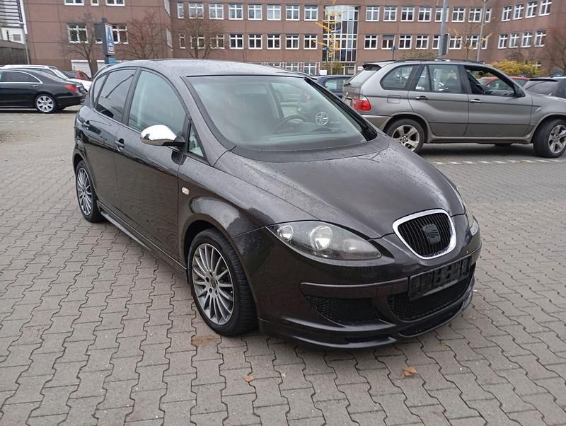 Gebraucht Seat Altea Reference 102 PS (75 kW) 2005 Schwarz Van / Kleinbus
