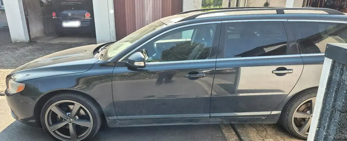 Gebraucht Volvo V70 Summum 185 PS (136 kW) 2008 Grau Kombi