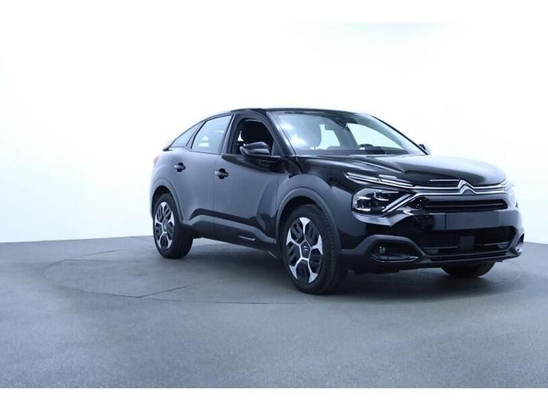 Gebraucht Citroën C4 Feel 101 PS (74 kW) 2023 Lackierung schwarz perla nera/ SUV