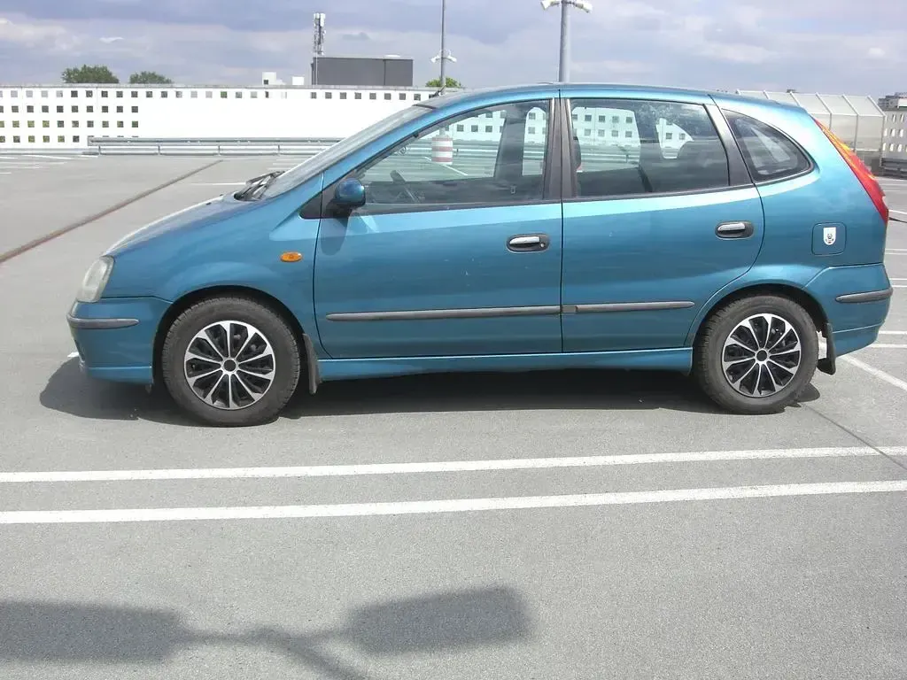 Gebraucht Nissan Almera Tino 116 PS (85 kW) 2003 Other Van / Kleinbus