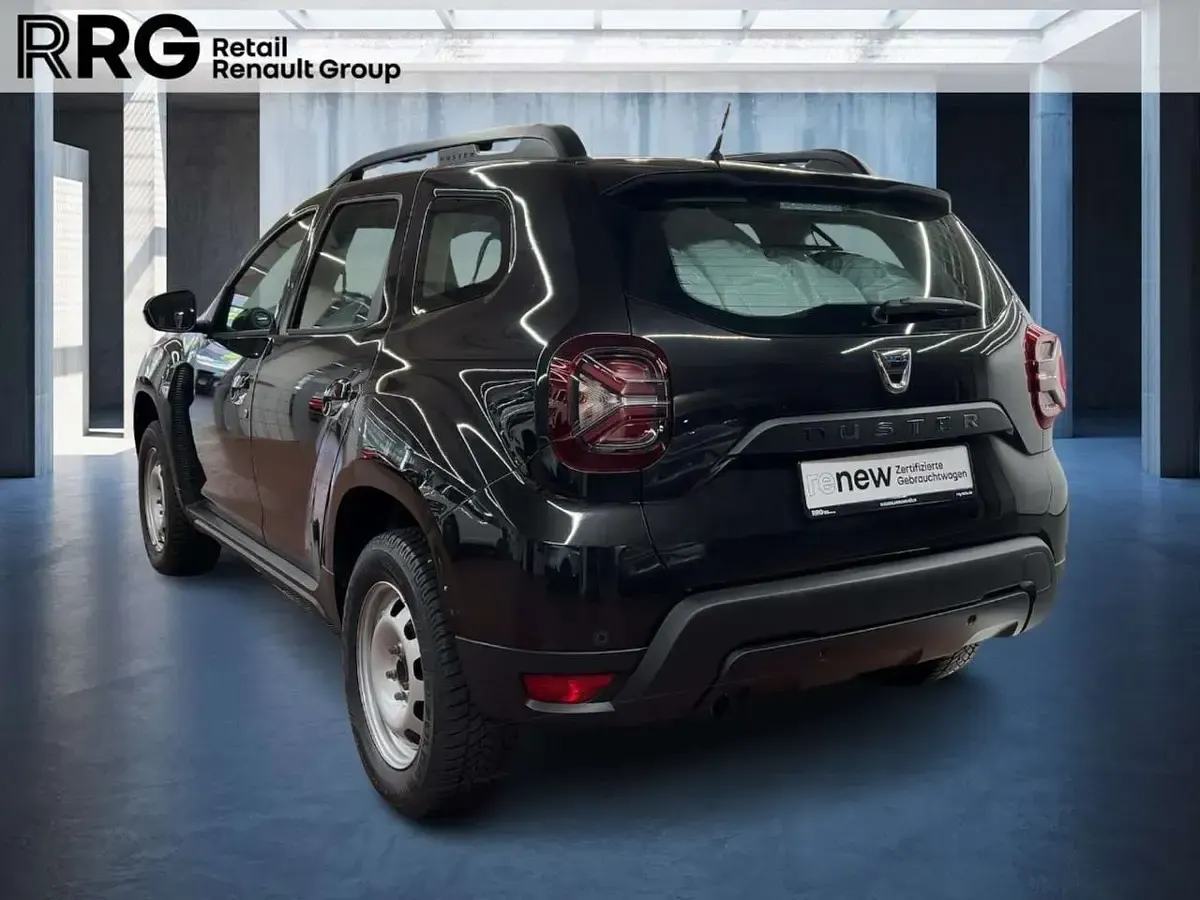 Second-hand Dacia Duster Comfort 101 CP (74 kW) 2021 Negru SUV