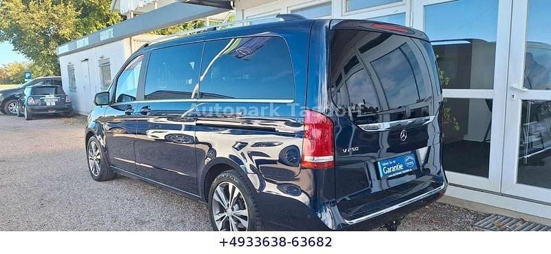 Gebraucht Mercedes V220 190 PS (139 kW) 2015 Cavansitblau Van / Kleinbus