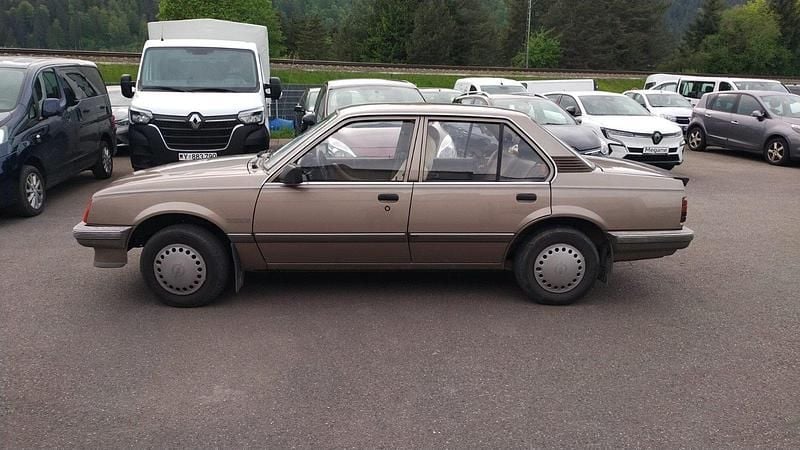 Gebraucht Opel Ascona 54 PS (39 kW) 1986 Braun Limousine