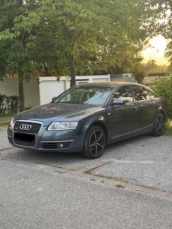 Grau Gebraucht 2005 Audi A6 Limousine | 2.199 € (Superpreis) - Bild 1/4