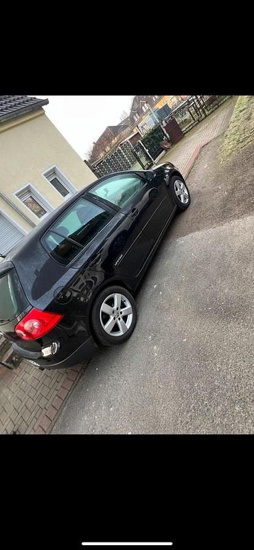 Schwarz Gebraucht 2008 VW Golf V Kleinwagen | 4.000 € - Bild 1/4