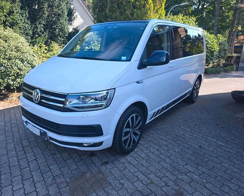 Weiß Gebraucht 2016 VW T6 Edition Van | 25.999 € (Superpreis) - Bild 1/4
