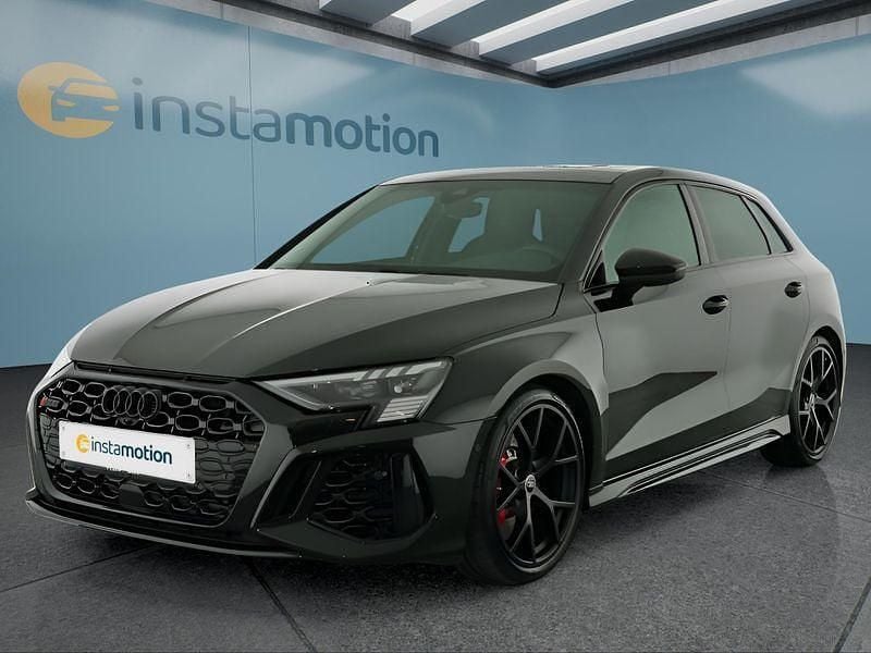 Gebraucht Audi RS3 Sportback 400 PS (294 kW) 2022 Schwarz Kleinwagen