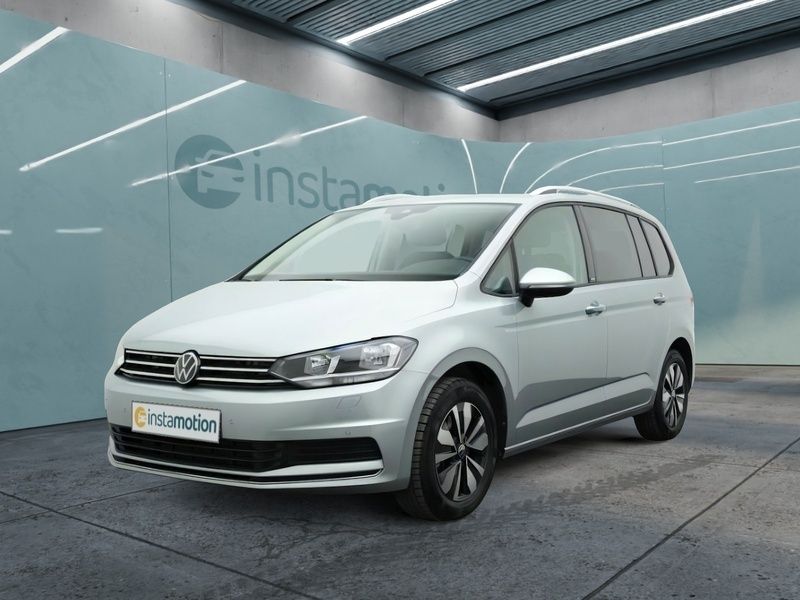 Gebraucht VW Touran Move 150 PS (110 kW) 2024 Silber Van / Kleinbus