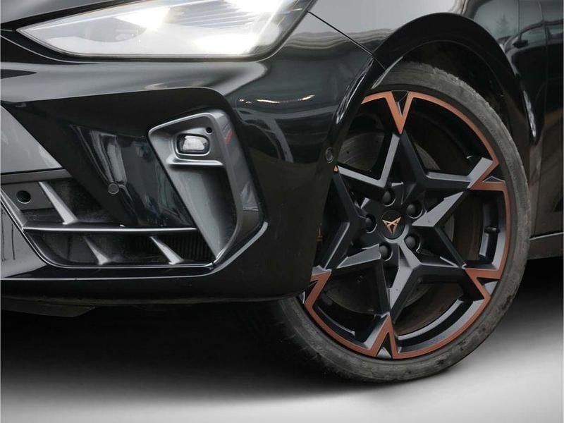 Gebraucht Cupra Leon VZ 333 PS (244 kW) 2025 Schwarz Kombi