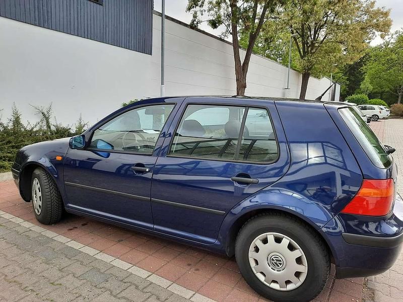 Gebraucht VW Golf III Trendline 75 PS (55 kW) 1998 Blau Limousine