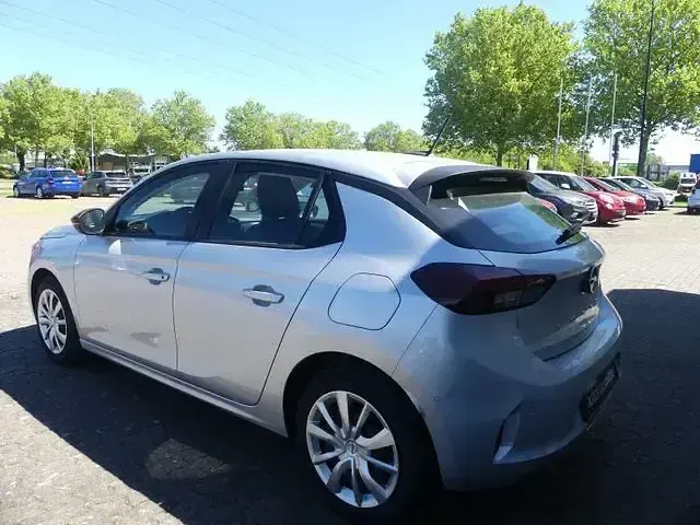 Gebraucht Opel Corsa Basis 85 PS (62 kW) 2024 Silber Kleinwagen