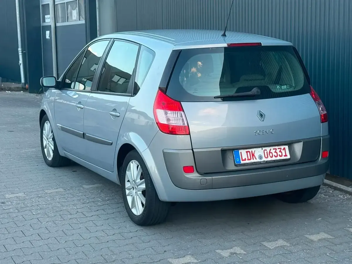 Gebraucht Renault Scénic II 135 PS (99 kW) 2004 Van / Kleinbus