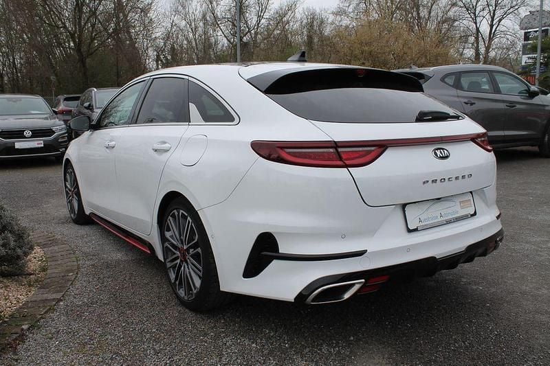 Gebraucht Kia ProCeed GT GT 204 PS (150 kW) 2020 Weiß Kleinwagen