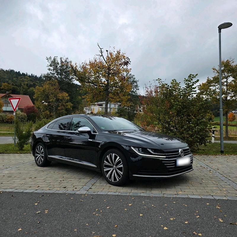 Gebraucht VW Arteon Elegance 239 PS (175 kW) 2017 Schwarz Kleinwagen