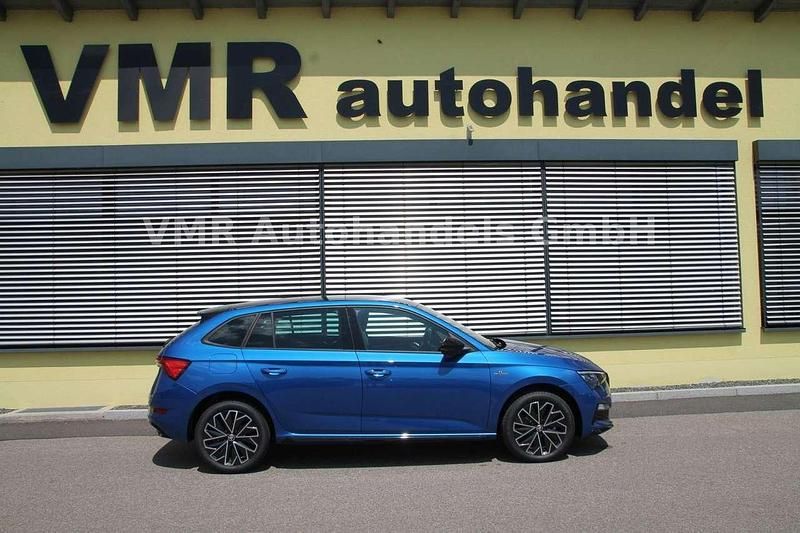 Blau Gebraucht 2023 Skoda Scala Monte Carlo Kleinwagen | 23.750 € (Guter Preis) - Bild 1/4