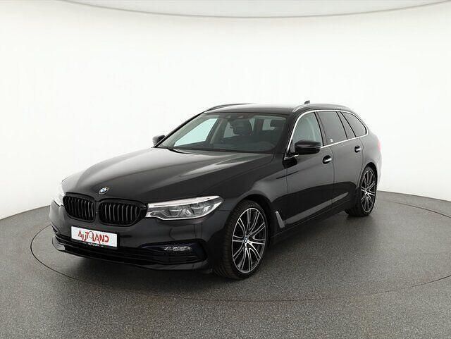 Schwarz Gebraucht 2017 BMW 540 Luxury Line Kombi | 33.490 € (Fairer Preis) - Bild 1/4