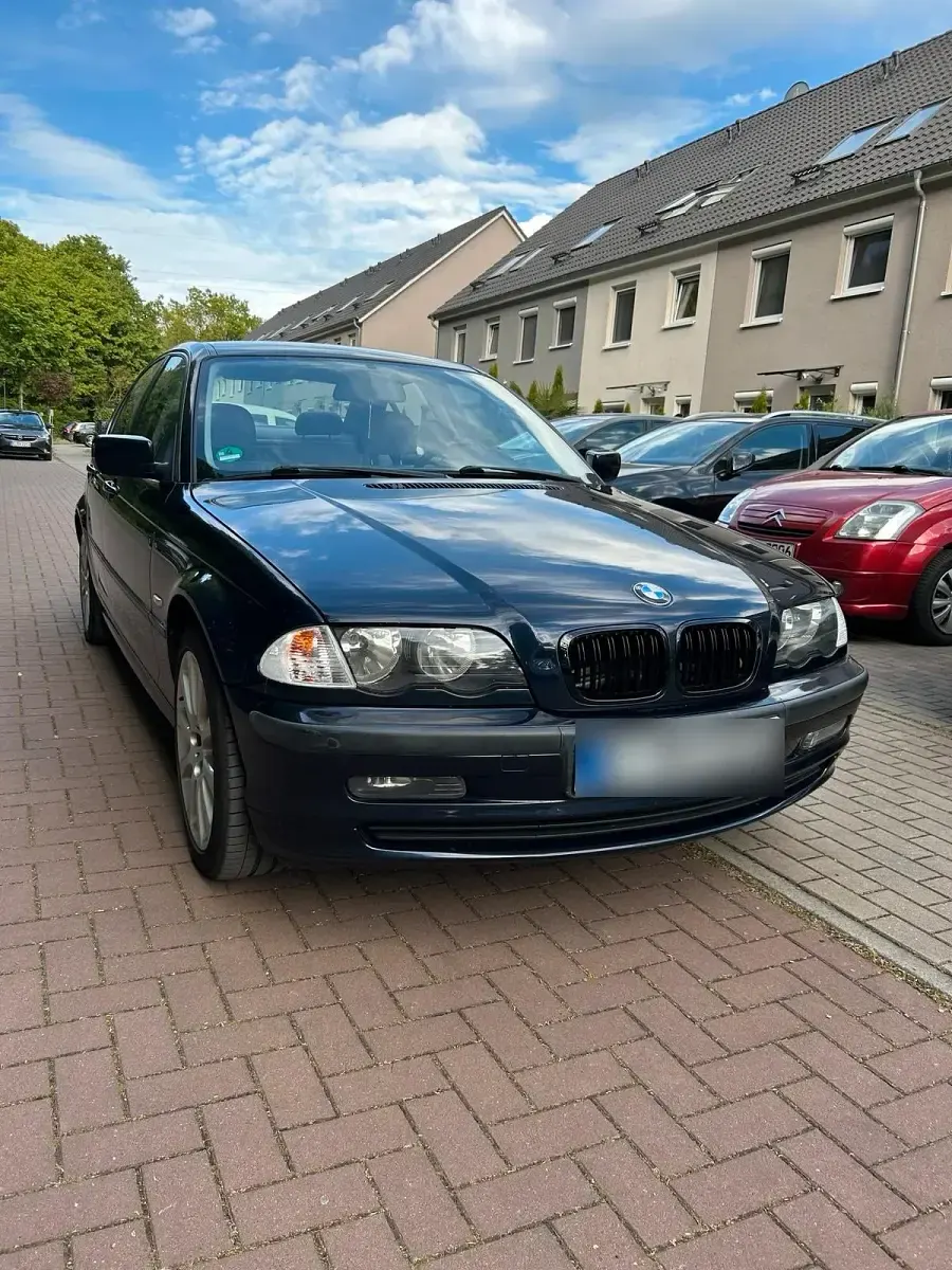 Occasion BMW 320 150 ch (110 kW) 2000 Bleue Berline