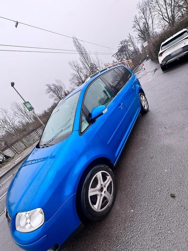 Occasion VW Touran 105 ch (77 kW) 2005 Bleue Monospace