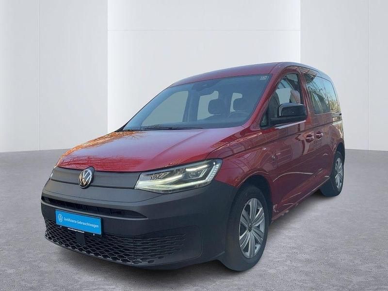 Gebraucht VW Caddy Basis 122 PS (89 kW) 2023 Kirschrot Van / Kleinbus