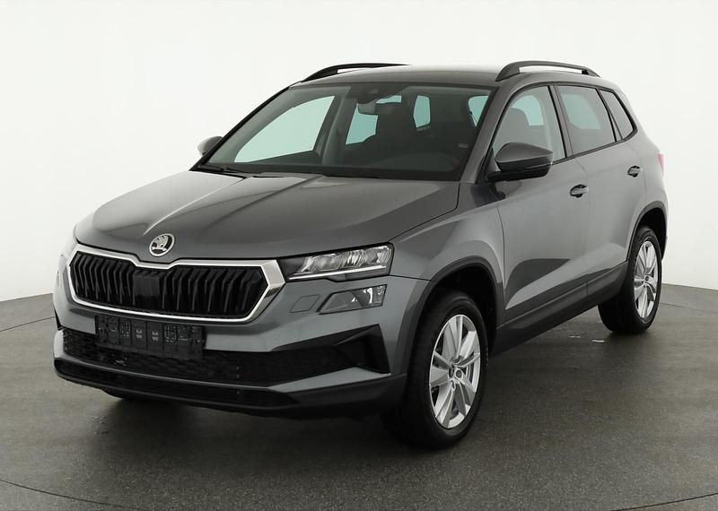 Graphite grau metallic Neu 2025 Skoda Karoq SUV | 34.495 € (Guter Preis) - Bild 1/4