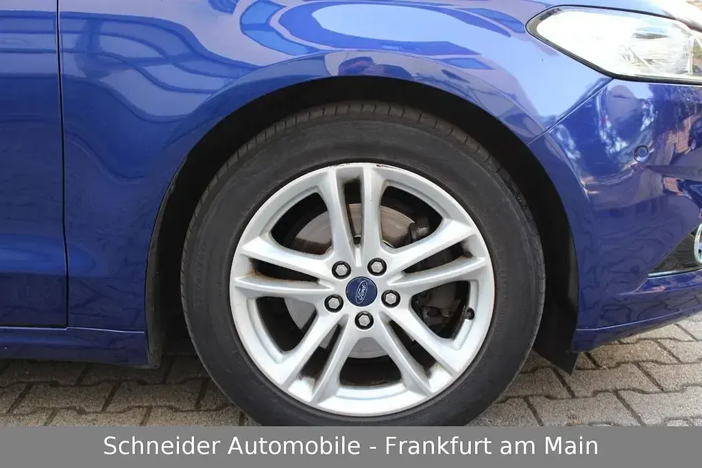 Gebraucht Ford Mondeo 179 PS (131 kW) 2015 Blau Limousine