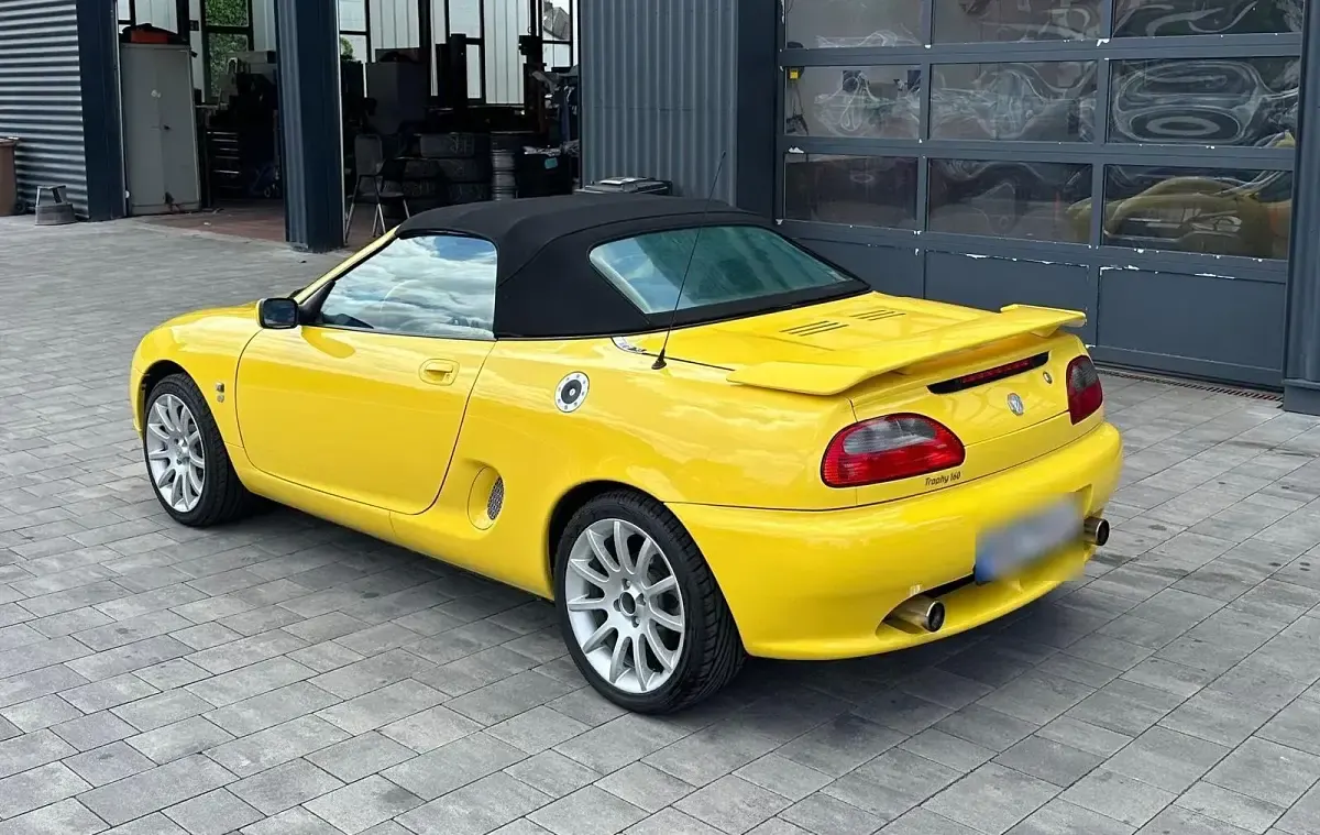 Gebraucht MG F Trophy 160 PS (117 kW) 2002 Gelb Cabrio