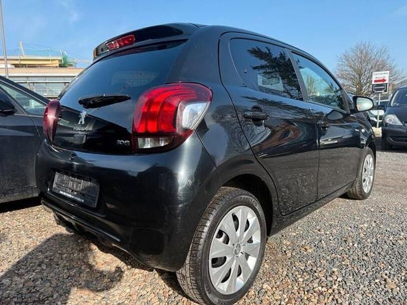 Gebraucht Peugeot 108 Style 72 PS (52 kW) 2021 Schwarz Kleinwagen