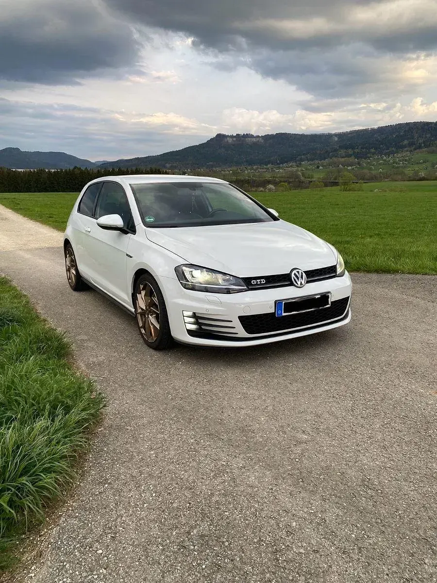 Używany VW Golf GTD 184 KM (135 kW) 2014 Biały Coupe