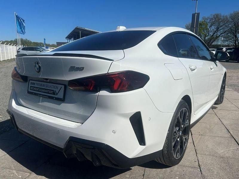 Używany BMW 220 Performance 170 KM (125 kW) 2025 Biały Coupe