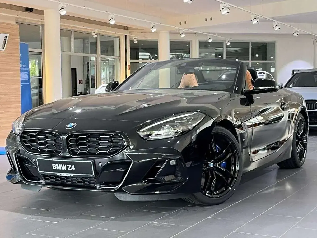 Neu BMW Z4 Shadowline 340 PS (250 kW) 2026 Schwarz Cabrio