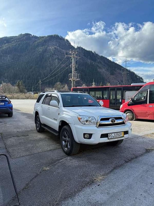 Weiß Gebraucht 2007 Toyota 4 Runner SUV | 15.600 € - Bild 1/4