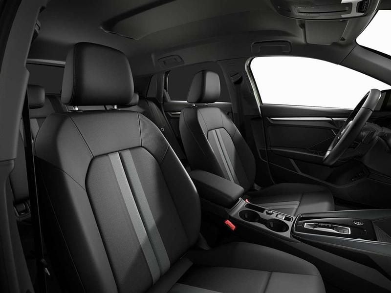 Gebraucht Audi A3 Ambiente 204 PS (150 kW) 2025 Grün Limousine