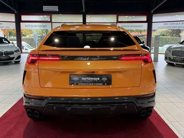 Second-hand Lamborghini Urus 650 CP (478 kW) 2021 Portocaliu SUV