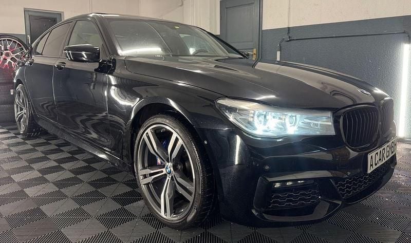 Schwarz Gebraucht 2016 BMW 730 M Sport Limousine | 22.990 € (Guter Preis) - Bild 1/4