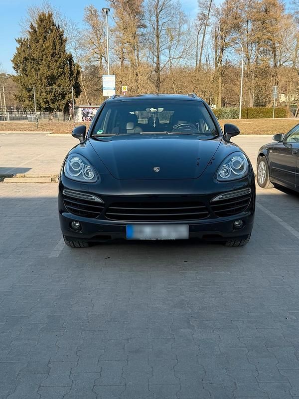 Gebraucht Porsche Cayenne 245 PS (180 kW) 2012 Schwarz SUV