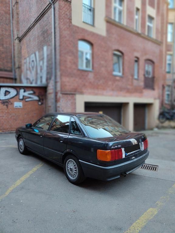 Gebraucht Audi 80 Performance 90 PS (66 kW) 1990 Schwarz Limousine