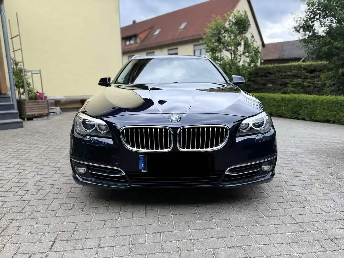 Gebraucht BMW 530 Luxury Line 258 PS (189 kW) 2014 Kombi
