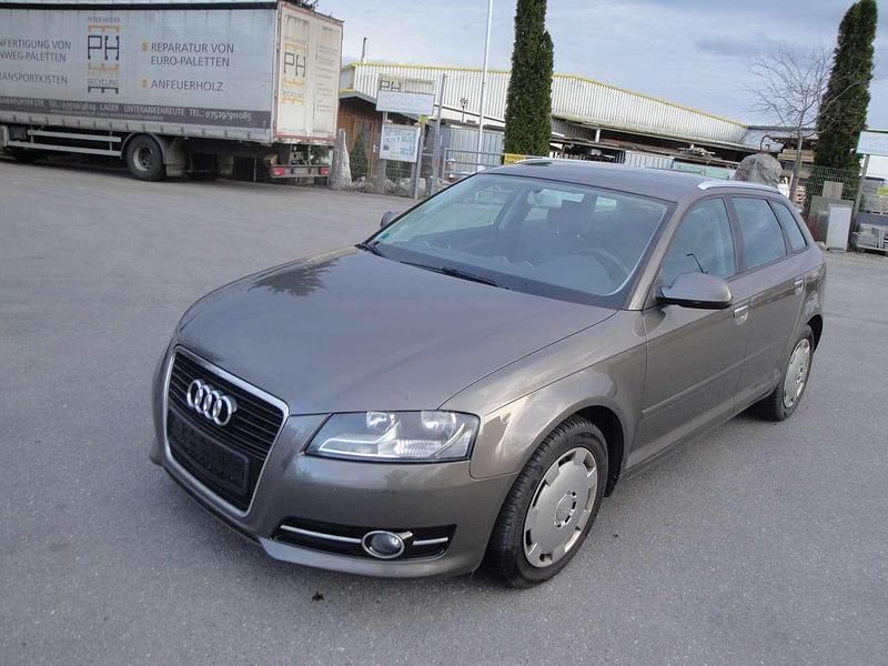Gebraucht Audi A3 Ambition 160 PS (117 kW) 2010 Braun Kleinwagen